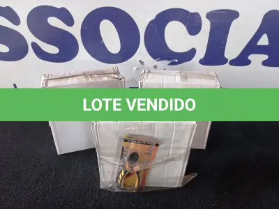 LOTE 141 - 37 – ALICATES DE CORTES  (APROXIMADAMENTE)(NO ESTADO, NÃO SABEMOS SE FUNCIONA. LEILÃO NÃO TEM GARANTIA E NEM DEVOLUÇÃO, SUJEITO A POSSÍVEIS AVARIAS VISÍVEIS/OCULTAS E/OU AUSÊNCIA DE COMPONENTES)