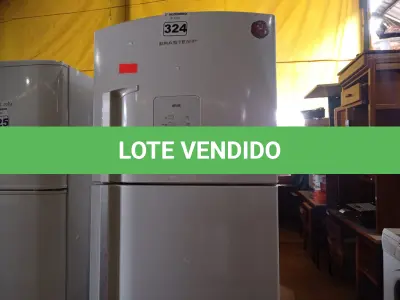 LOTE 324 - 01 GELADEIRA MARCA BRASTEMP 220V. (NO ESTADO) ATENÇÃO! FAZER A VISITAÇÃO ANTES DE ARREMATAR, NÃO SABEMOS SE FUNCIONA. LEILÃO NÃO TEM GARANTIA E NEM DEVOLUÇÃO, SUJEITO A POSSÍVEIS AVARIAS VISÍVEIS/OCULTAS E/OU AUSÊNCIA DE COMPONENTES.