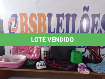 LOTE 145 - 25 – ITENS PARA PETS DIVERSOS (APROXIMADAMENTE) (NO ESTADO, NÃO SABEMOS SE FUNCIONA. LEILÃO NÃO TEM GARANTIA E NEM DEVOLUÇÃO, SUJEITO A POSSÍVEIS AVARIAS VISÍVEIS/OCULTAS E/OU AUSÊNCIA DE COMPONENTES)