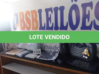 LOTE 122 - 10 - ENXOVAIS DE BEBÊ DIVERSOS (NO ESTADO, NÃO SABEMOS SE FUNCIONA. LEILÃO NÃO TEM GARANTIA E NEM DEVOLUÇÃO, SUJEITO A POSSÍVEIS AVARIAS VISÍVEIS/OCULTAS E/OU AUSÊNCIA DE COMPONENTES)