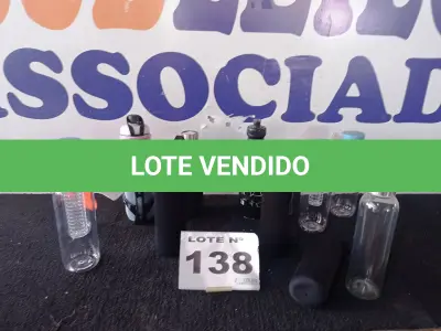 LOTE 138 - 10 – GARRAFAS DIVERSAS (NO ESTADO, NÃO SABEMOS SE FUNCIONA. LEILÃO NÃO TEM GARANTIA E NEM DEVOLUÇÃO, SUJEITO A POSSÍVEIS AVARIAS VISÍVEIS/OCULTAS E/OU AUSÊNCIA DE COMPONENTES)