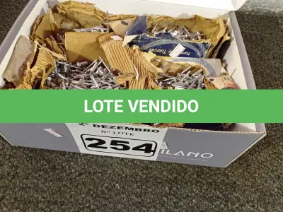 LOTE 254 - 01 LOTE COM GRANDE QUANTIDADE DE ARREBITES DIVERSOS. (NO ESTADO) ATENÇÃO! FAZER A VISITAÇÃO ANTES DE ARREMATAR, NÃO SABEMOS SE FUNCIONA. LEILÃO NÃO TEM GARANTIA E NEM DEVOLUÇÃO, SUJEITO A POSSÍVEIS AVARIAS VISÍVEIS/OCULTAS E/OU AUSÊNCIA DE COMPONENTES.