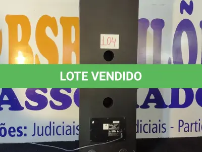 LOTE 104 - 01 - CAIXA ACUSTICA PCX16000, PHILCO (NO ESTADO, NÃO SABEMOS SE FUNCIONA. LEILÃO NÃO TEM GARANTIA E NEM DEVOLUÇÃO, SUJEITO A POSSÍVEIS AVARIAS VISÍVEIS/OCULTAS E/OU AUSÊNCIA DE COMPONENTES)