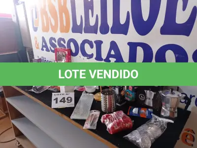 LOTE 149 - 35 - UTENSÍLIOS DOMÉSTICOS (APROXIMADAMENTE) (NO ESTADO, NÃO SABEMOS SE FUNCIONA. LEILÃO NÃO TEM GARANTIA E NEM DEVOLUÇÃO, SUJEITO A POSSÍVEIS AVARIAS VISÍVEIS/OCULTAS E/OU AUSÊNCIA DE COMPONENTES)