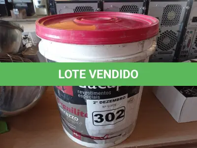 LOTE 302 - 01 BALDE DE CIMENTO QUEIMADO DACAPÓ 25KG. (NO ESTADO) ATENÇÃO! FAZER A VISITAÇÃO ANTES DE ARREMATAR, NÃO SABEMOS SE FUNCIONA. LEILÃO NÃO TEM GARANTIA E NEM DEVOLUÇÃO, SUJEITO A POSSÍVEIS AVARIAS VISÍVEIS/OCULTAS E/OU AUSÊNCIA DE COMPONENTES.