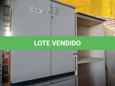 LOTE 394 - 02 ARMÁRIOS BAIXOS E 01 ARMÁRIO ALTO EM MADEIRA INCOMPLETO. (NO ESTADO) ATENÇÃO! FAZER A VISITAÇÃO ANTES DE ARREMATAR, NÃO SABEMOS SE FUNCIONA. LEILÃO NÃO TEM GARANTIA E NEM DEVOLUÇÃO, SUJEITO A POSSÍVEIS AVARIAS VISÍVEIS/OCULTAS E/OU AUSÊNCIA DE COMPONENTES.