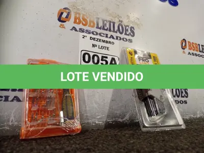 LOTE 005 - 01 KIT CHAVE TORX E 01 KIT DE CHAVES DE PRECISÃO. (NO ESTADO) ATENÇÃO! FAZER A VISITAÇÃO ANTES DE ARREMATAR, NÃO SABEMOS SE FUNCIONA. LEILÃO NÃO TEM GARANTIA E NEM DEVOLUÇÃO, SUJEITO A POSSÍVEIS AVARIAS VISÍVEIS/OCULTAS E/OU AUSÊNCIA DE COMPONENTES.