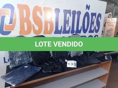 LOTE 133 - 25 - BOLSAS E MOCHILAS, CARTEIRAS DIVERSAS (APROXIMADAMENTE) (NO ESTADO, NÃO SABEMOS SE FUNCIONA. LEILÃO NÃO TEM GARANTIA E NEM DEVOLUÇÃO, SUJEITO A POSSÍVEIS AVARIAS VISÍVEIS/OCULTAS E/OU AUSÊNCIA DE COMPONENTES)