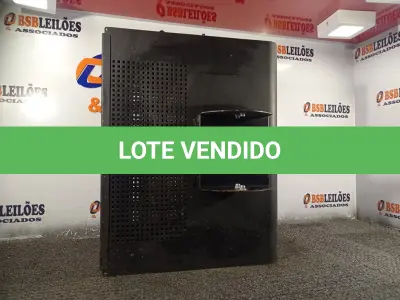LOTE 232 - 01 CAIXA SUPORTE PARA PROJETOR. (NO ESTADO) ATENÇÃO! FAZER A VISITAÇÃO ANTES DE ARREMATAR, NÃO SABEMOS SE FUNCIONA. LEILÃO NÃO TEM GARANTIA E NEM DEVOLUÇÃO, SUJEITO A POSSÍVEIS AVARIAS VISÍVEIS/OCULTAS E/OU AUSÊNCIA DE COMPONENTES.