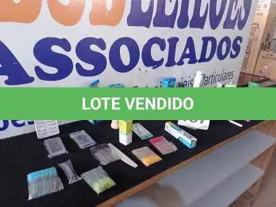 LOTE 167 - 35 – COSMÉTICOS DIVERSOS (APROXIMADAMENTE) (NO ESTADO, NÃO SABEMOS SE FUNCIONA. LEILÃO NÃO TEM GARANTIA E NEM DEVOLUÇÃO, SUJEITO A POSSÍVEIS AVARIAS VISÍVEIS/OCULTAS E/OU AUSÊNCIA DE COMPONENTES)