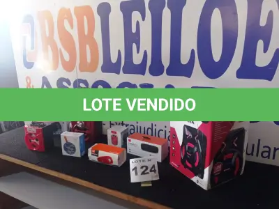 LOTE 124 - 08 - CAIXAS DE SOM DIVERSAS (NO ESTADO, NÃO SABEMOS SE FUNCIONA. LEILÃO NÃO TEM GARANTIA E NEM DEVOLUÇÃO, SUJEITO A POSSÍVEIS AVARIAS VISÍVEIS/OCULTAS E/OU AUSÊNCIA DE COMPONENTES)