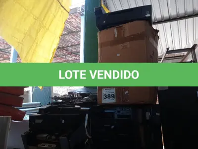 LOTE 389 - 01 LOTE COM VÁRIAS SUCATAS DE INFORMÁTICA. (NO ESTADO) ATENÇÃO! FAZER A VISITAÇÃO ANTES DE ARREMATAR, NÃO SABEMOS SE FUNCIONA. LEILÃO NÃO TEM GARANTIA E NEM DEVOLUÇÃO, SUJEITO A POSSÍVEIS AVARIAS VISÍVEIS/OCULTAS E/OU AUSÊNCIA DE COMPONENTES.