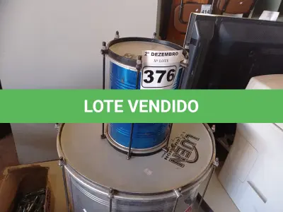 LOTE 376 - 02 INSTRUMENTOS MUSICAIS “SURDO”. (NO ESTADO) ATENÇÃO! FAZER A VISITAÇÃO ANTES DE ARREMATAR, NÃO SABEMOS SE FUNCIONA. LEILÃO NÃO TEM GARANTIA E NEM DEVOLUÇÃO, SUJEITO A POSSÍVEIS AVARIAS VISÍVEIS/OCULTAS E/OU AUSÊNCIA DE COMPONENTES.