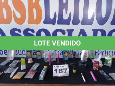 LOTE 167 - 35 – COSMÉTICOS DIVERSOS (APROXIMADAMENTE) (NO ESTADO, NÃO SABEMOS SE FUNCIONA. LEILÃO NÃO TEM GARANTIA E NEM DEVOLUÇÃO, SUJEITO A POSSÍVEIS AVARIAS VISÍVEIS/OCULTAS E/OU AUSÊNCIA DE COMPONENTES)