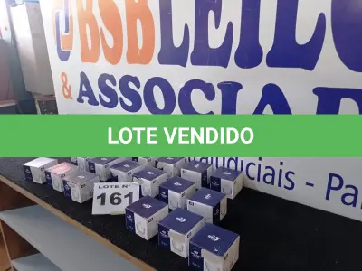 LOTE 161 - 18 – MINI BOMBONIERE EM VIDRO (NO ESTADO, NÃO SABEMOS SE FUNCIONA. LEILÃO NÃO TEM GARANTIA E NEM DEVOLUÇÃO, SUJEITO A POSSÍVEIS AVARIAS VISÍVEIS/OCULTAS E/OU AUSÊNCIA DE COMPONENTES)