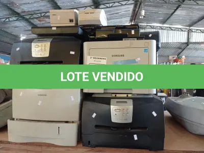 LOTE 299 - 01 LOTE COM VÁRIAS IMPRESSORAS MARCAS E MODELOS DIVERSOS. (NO ESTADO) ATENÇÃO! FAZER A VISITAÇÃO ANTES DE ARREMATAR, NÃO SABEMOS SE FUNCIONA. LEILÃO NÃO TEM GARANTIA E NEM DEVOLUÇÃO, SUJEITO A POSSÍVEIS AVARIAS VISÍVEIS/OCULTAS E/OU AUSÊNCIA DE COMPONENTES.