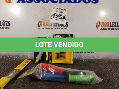 LOTE 125 - 01 KIT DE JARDINAGEM. (NO ESTADO) ATENÇÃO! FAZER A VISITAÇÃO ANTES DE ARREMATAR, NÃO SABEMOS SE FUNCIONA. LEILÃO NÃO TEM GARANTIA E NEM DEVOLUÇÃO, SUJEITO A POSSÍVEIS AVARIAS VISÍVEIS/OCULTAS E/OU AUSÊNCIA DE COMPONENTES.