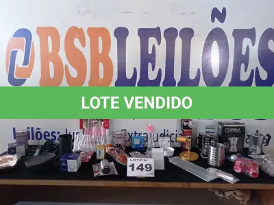 LOTE 149 - 35 - UTENSÍLIOS DOMÉSTICOS (APROXIMADAMENTE) (NO ESTADO, NÃO SABEMOS SE FUNCIONA. LEILÃO NÃO TEM GARANTIA E NEM DEVOLUÇÃO, SUJEITO A POSSÍVEIS AVARIAS VISÍVEIS/OCULTAS E/OU AUSÊNCIA DE COMPONENTES)