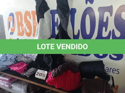 LOTE 209 - 40 – PEÇAS DE ENXOVAL DE CASA (APROXIMADAMENTE)(NO ESTADO, NÃO SABEMOS SE FUNCIONA. LEILÃO NÃO TEM GARANTIA E NEM DEVOLUÇÃO, SUJEITO A POSSÍVEIS AVARIAS VISÍVEIS/OCULTAS E/OU AUSÊNCIA DE COMPONENTES)