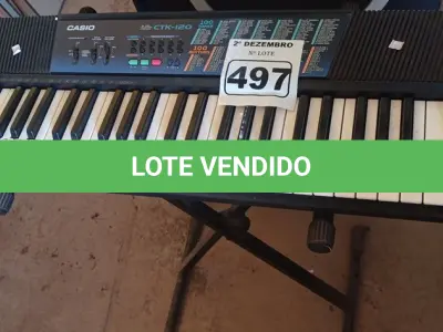LOTE 497 - 01 TECLADO CASSIO. (NO ESTADO) ATENÇÃO! FAZER A VISITAÇÃO ANTES DE ARREMATAR, NÃO SABEMOS SE FUNCIONA. LEILÃO NÃO TEM GARANTIA E NEM DEVOLUÇÃO, SUJEITO A POSSÍVEIS AVARIAS VISÍVEIS/OCULTAS E/OU AUSÊNCIA DE COMPONENTES.