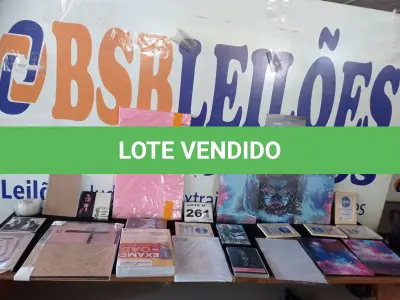 LOTE 261 - 66 ITENS PAPELARIA DIVERSOS  (APROXIMADAMENTE)(NO ESTADO, NÃO SABEMOS SE FUNCIONA. LEILÃO NÃO TEM GARANTIA E NEM DEVOLUÇÃO, SUJEITO A POSSÍVEIS AVARIAS VISÍVEIS/OCULTAS E/OU AUSÊNCIA DE COMPONENTES)