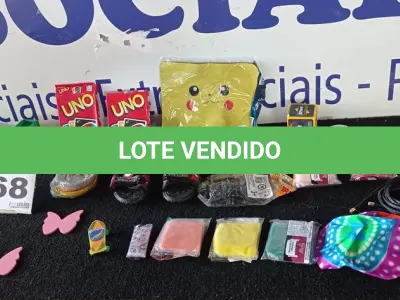 LOTE 268 - 50 ITENS INFANTIS DIVERSOS (APROXIMADAMENTE)(NO ESTADO, NÃO SABEMOS SE FUNCIONA. LEILÃO NÃO TEM GARANTIA E NEM DEVOLUÇÃO, SUJEITO A POSSÍVEIS AVARIAS VISÍVEIS/OCULTAS E/OU AUSÊNCIA DE COMPONENTES)