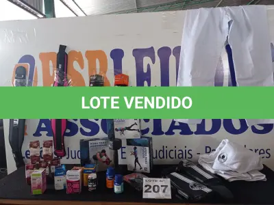 LOTE 207 - 29 – ITENS ESPORTIVOS DIVERSOS (APROXIMADAMENTE)(NO ESTADO, NÃO SABEMOS SE FUNCIONA. LEILÃO NÃO TEM GARANTIA E NEM DEVOLUÇÃO, SUJEITO A POSSÍVEIS AVARIAS VISÍVEIS/OCULTAS E/OU AUSÊNCIA DE COMPONENTES)
