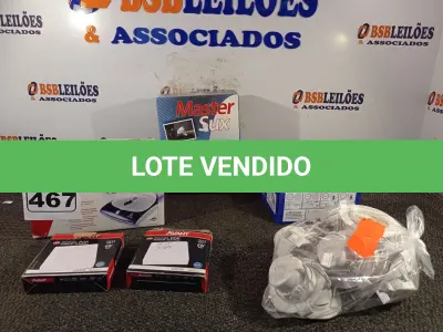 LOTE 467 - 01 SOPRADOR, 01 ROBÔ ASPIRADOR, 01 DVD EXTERNO E VÁRIAS LUMINÁRIAS. (NO ESTADO) ATENÇÃO! FAZER A VISITAÇÃO ANTES DE ARREMATAR, NÃO SABEMOS SE FUNCIONA. LEILÃO NÃO TEM GARANTIA E NEM DEVOLUÇÃO, SUJEITO A POSSÍVEIS AVARIAS VISÍVEIS/OCULTAS E/OU AUSÊNCIA DE COMPONENTES.