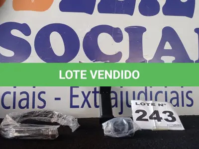 LOTE 243 - 01 - TORNEIRA BANHEIRO MONOCOMANDO MISTURADOR MODERNA PRETO FOSCO (NO ESTADO, NÃO SABEMOS SE FUNCIONA. LEILÃO NÃO TEM GARANTIA E NEM DEVOLUÇÃO, SUJEITO A POSSÍVEIS AVARIAS VISÍVEIS/OCULTAS E/OU AUSÊNCIA DE COMPONENTES)