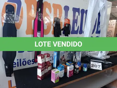 LOTE 207 - 29 – ITENS ESPORTIVOS DIVERSOS (APROXIMADAMENTE)(NO ESTADO, NÃO SABEMOS SE FUNCIONA. LEILÃO NÃO TEM GARANTIA E NEM DEVOLUÇÃO, SUJEITO A POSSÍVEIS AVARIAS VISÍVEIS/OCULTAS E/OU AUSÊNCIA DE COMPONENTES)
