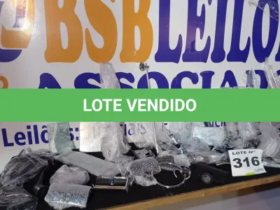 LOTE 316 - 01 – ACESSÓRIOS PARA BANHEIRO DIVERSOS (NO ESTADO, NÃO SABEMOS SE FUNCIONA. LEILÃO NÃO TEM GARANTIA E NEM DEVOLUÇÃO, SUJEITO A POSSÍVEIS AVARIAS VISÍVEIS/OCULTAS E/OU AUSÊNCIA DE COMPONENTES)