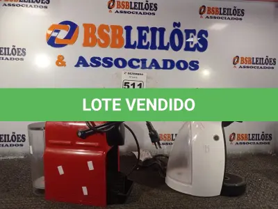 LOTE 511 - 02 CAFETEIRAS MARCAS E MODELOS DIVERSOS. (NO ESTADO) ATENÇÃO! FAZER A VISITAÇÃO ANTES DE ARREMATAR, NÃO SABEMOS SE FUNCIONA. LEILÃO NÃO TEM GARANTIA E NEM DEVOLUÇÃO, SUJEITO A POSSÍVEIS AVARIAS VISÍVEIS/OCULTAS E/OU AUSÊNCIA DE COMPONENTES.