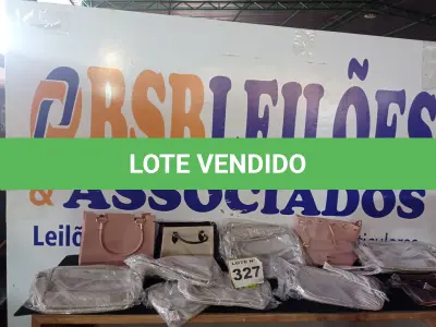LOTE 327 - 07 – BOLSAS DIVERSAS (NO ESTADO, NÃO SABEMOS SE FUNCIONA. LEILÃO NÃO TEM GARANTIA E NEM DEVOLUÇÃO, SUJEITO A POSSÍVEIS AVARIAS VISÍVEIS/OCULTAS E/OU AUSÊNCIA DE COMPONENTES)