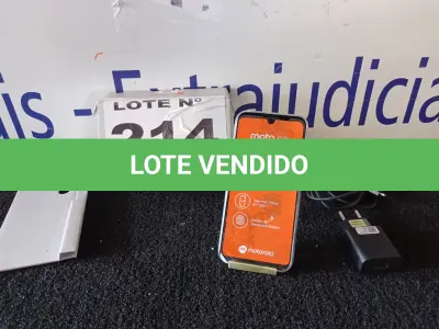 LOTE 214 - 01 - CELULAR MOTOROLA MOTO E6S 64GB 4G TELA 6.1 4GB RAM (NO ESTADO, NÃO SABEMOS SE FUNCIONA. LEILÃO NÃO TEM GARANTIA E NEM DEVOLUÇÃO, SUJEITO A POSSÍVEIS AVARIAS VISÍVEIS/OCULTAS E/OU AUSÊNCIA DE COMPONENTES)