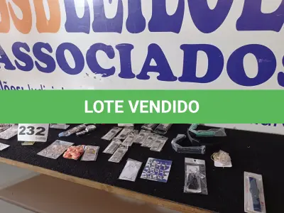 LOTE 232 - 40 – ACESSÓRIOS PESSOAL DIVERSOS (APROXIMADAMENTE) (NO ESTADO, NÃO SABEMOS SE FUNCIONA. LEILÃO NÃO TEM GARANTIA E NEM DEVOLUÇÃO, SUJEITO A POSSÍVEIS AVARIAS VISÍVEIS/OCULTAS E/OU AUSÊNCIA DE COMPONENTES)