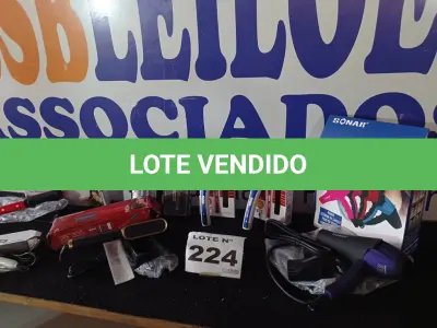 LOTE 224 - 08 – ELETRO PORTÁTEIS DIVERSOS (NO ESTADO, NÃO SABEMOS SE FUNCIONA. LEILÃO NÃO TEM GARANTIA E NEM DEVOLUÇÃO, SUJEITO A POSSÍVEIS AVARIAS VISÍVEIS/OCULTAS E/OU AUSÊNCIA DE COMPONENTES)