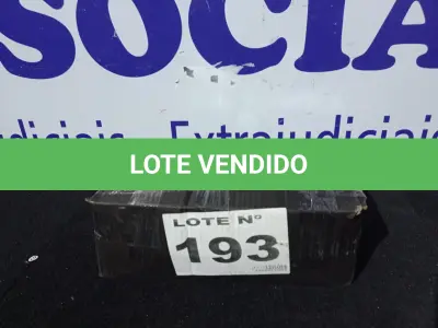 LOTE 193 - 19 KG GRAMPOS GERDAU POLIDO 19X11  (APROXIMADAMENTE)(NO ESTADO, NÃO SABEMOS SE FUNCIONA. LEILÃO NÃO TEM GARANTIA E NEM DEVOLUÇÃO, SUJEITO A POSSÍVEIS AVARIAS VISÍVEIS/OCULTAS E/OU AUSÊNCIA DE COMPONENTES)