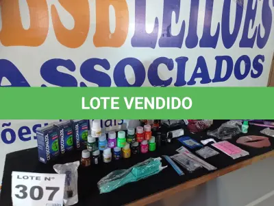 LOTE 307 - 50 – ITENS DE BELEZA DIVERSOS (APROXIMADAMENTE)(NO ESTADO, NÃO SABEMOS SE FUNCIONA. LEILÃO NÃO TEM GARANTIA E NEM DEVOLUÇÃO, SUJEITO A POSSÍVEIS AVARIAS VISÍVEIS/OCULTAS E/OU AUSÊNCIA DE COMPONENTES)