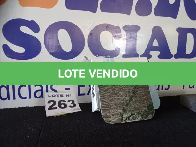 LOTE 263 - 01 - CHUVEIRO DE TETO DOCOL CROMADO (NO ESTADO, NÃO SABEMOS SE FUNCIONA. LEILÃO NÃO TEM GARANTIA E NEM DEVOLUÇÃO, SUJEITO A POSSÍVEIS AVARIAS VISÍVEIS/OCULTAS E/OU AUSÊNCIA DE COMPONENTES)