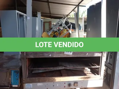 LOTE 490 - 01 FORNO INDUSTRIAL COM AVARIAS. (NO ESTADO) ATENÇÃO! FAZER A VISITAÇÃO ANTES DE ARREMATAR, NÃO SABEMOS SE FUNCIONA. LEILÃO NÃO TEM GARANTIA E NEM DEVOLUÇÃO, SUJEITO A POSSÍVEIS AVARIAS VISÍVEIS/OCULTAS E/OU AUSÊNCIA DE COMPONENTES.