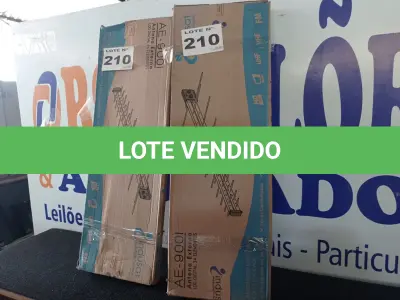LOTE 210 - 02 – ANTENAS EXTERNAS (NO ESTADO, NÃO SABEMOS SE FUNCIONA. LEILÃO NÃO TEM GARANTIA E NEM DEVOLUÇÃO, SUJEITO A POSSÍVEIS AVARIAS VISÍVEIS/OCULTAS E/OU AUSÊNCIA DE COMPONENTES)
