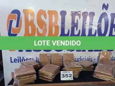 LOTE 352 - 78 - CADERNETAS DE ANOTAÇÃO COM CANETA ECOLÓGICA (APROXIMADAMENTE) (NO ESTADO, NÃO SABEMOS SE FUNCIONA. LEILÃO NÃO TEM GARANTIA E NEM DEVOLUÇÃO, SUJEITO A POSSÍVEIS AVARIAS VISÍVEIS/OCULTAS E/OU AUSÊNCIA DE COMPONENTES)