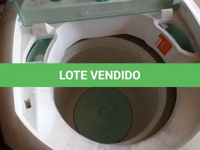 LOTE 501 - 01 LAVADORA AUTOMÁTICA 7KG 220V. (NO ESTADO) ATENÇÃO! FAZER A VISITAÇÃO ANTES DE ARREMATAR, NÃO SABEMOS SE FUNCIONA. LEILÃO NÃO TEM GARANTIA E NEM DEVOLUÇÃO, SUJEITO A POSSÍVEIS AVARIAS VISÍVEIS/OCULTAS E/OU AUSÊNCIA DE COMPONENTES.