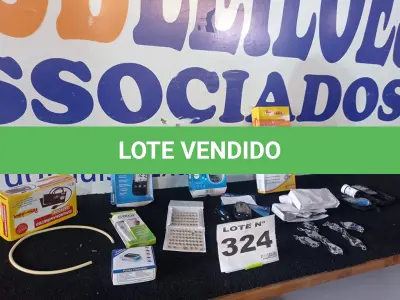 LOTE 324 - 12 – ITENS HOSPITALAR DIVERSOS (NO ESTADO, NÃO SABEMOS SE FUNCIONA. LEILÃO NÃO TEM GARANTIA E NEM DEVOLUÇÃO, SUJEITO A POSSÍVEIS AVARIAS VISÍVEIS/OCULTAS E/OU AUSÊNCIA DE COMPONENTES)