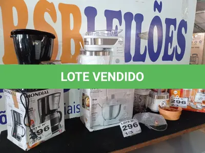 LOTE 296 - 01 BATEDEIRA PLANETÁRIA MONDIAL – 01 PROCESSADOR PHILIPS WALITA – 01 CAFETEIRA MONDIAL (NO ESTADO, NÃO SABEMOS SE FUNCIONA. LEILÃO NÃO TEM GARANTIA E NEM DEVOLUÇÃO, SUJEITO A POSSÍVEIS AVARIAS VISÍVEIS/OCULTAS E/OU AUSÊNCIA DE COMPONENTES)