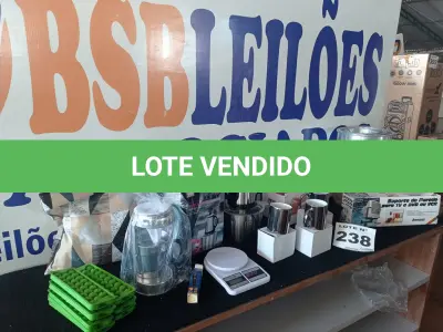 LOTE 238 - 20 – PEÇAS DE UTILIDADES DOMESTICAS (APROXIMADAMENTE) (NO ESTADO, NÃO SABEMOS SE FUNCIONA. LEILÃO NÃO TEM GARANTIA E NEM DEVOLUÇÃO, SUJEITO A POSSÍVEIS AVARIAS VISÍVEIS/OCULTAS E/OU AUSÊNCIA DE COMPONENTES)
