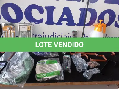 LOTE 253 - 32 – ITENS PARA FERRAGISTA DIVERSOS (APROXIMADAMENTE) (NO ESTADO, NÃO SABEMOS SE FUNCIONA. LEILÃO NÃO TEM GARANTIA E NEM DEVOLUÇÃO, SUJEITO A POSSÍVEIS AVARIAS VISÍVEIS/OCULTAS E/OU AUSÊNCIA DE COMPONENTES)