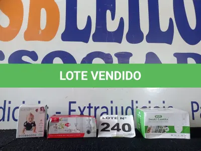 LOTE 240 - 03- CÂMERAS DE SEGURANÇA (NO ESTADO, NÃO SABEMOS SE FUNCIONA. LEILÃO NÃO TEM GARANTIA E NEM DEVOLUÇÃO, SUJEITO A POSSÍVEIS AVARIAS VISÍVEIS/OCULTAS E/OU AUSÊNCIA DE COMPONENTES)