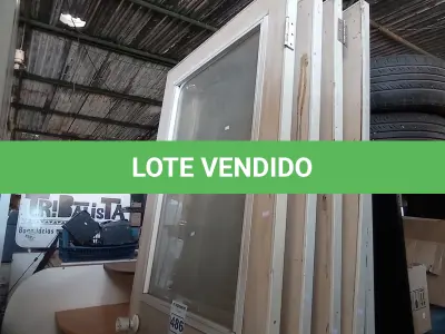 LOTE 486 - 05 PORTAS PARA DIVISÓRIAS. (NO ESTADO) ATENÇÃO! FAZER A VISITAÇÃO ANTES DE ARREMATAR, NÃO SABEMOS SE FUNCIONA. LEILÃO NÃO TEM GARANTIA E NEM DEVOLUÇÃO, SUJEITO A POSSÍVEIS AVARIAS VISÍVEIS/OCULTAS E/OU AUSÊNCIA DE COMPONENTES.