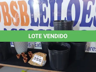 LOTE 356 - 12 – VASOS DIVERSOS (NO ESTADO, NÃO SABEMOS SE FUNCIONA. LEILÃO NÃO TEM GARANTIA E NEM DEVOLUÇÃO, SUJEITO A POSSÍVEIS AVARIAS VISÍVEIS/OCULTAS E/OU AUSÊNCIA DE COMPONENTES)